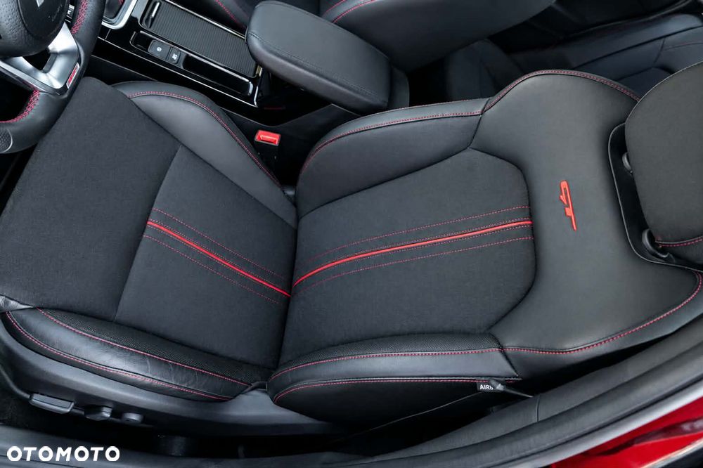 Kia Ceed 1.6 T-GDI GT DCT - 13