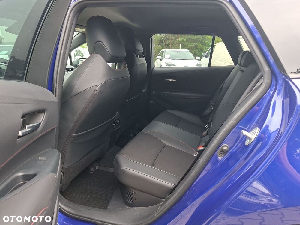 Toyota Corolla 2.0 Hybrid GR Sport Dynamic - 12
