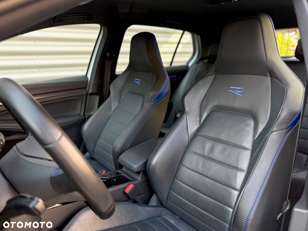 Volkswagen Golf 2.0 TSI 4Motion R DSG - 11