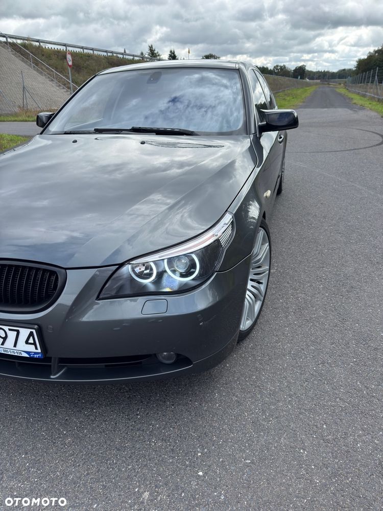 BMW Seria 5 - 32