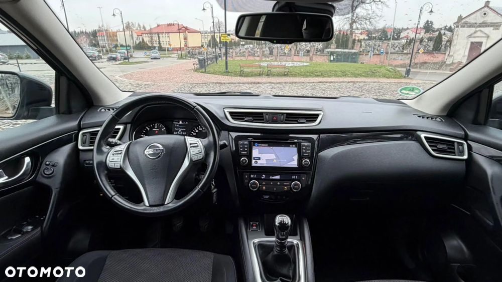 Nissan Qashqai - 10