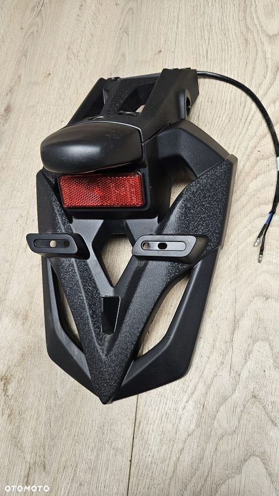 Uchwyt tablicy podświetlanie Yamaha T-Max 530 BC3-21629 - 3