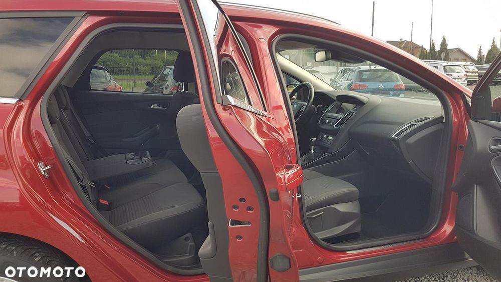 Ford Focus 1.5 EcoBlue Start-Stopp-System TITANIUM STYLE - 25
