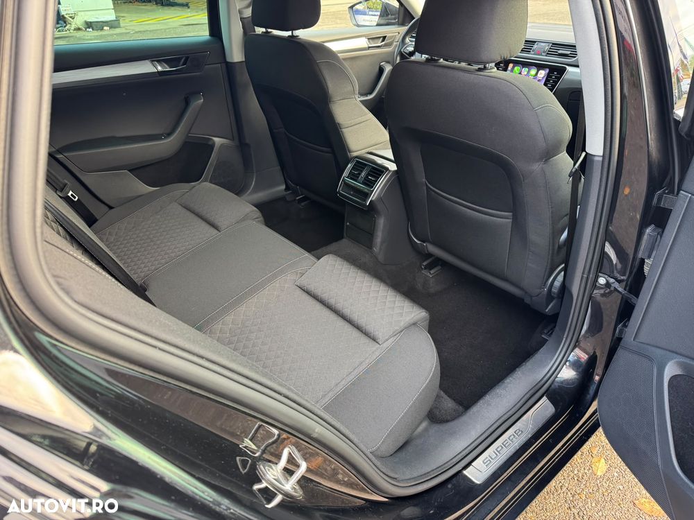 Skoda Superb 2.0 TDI DSG Active - 34