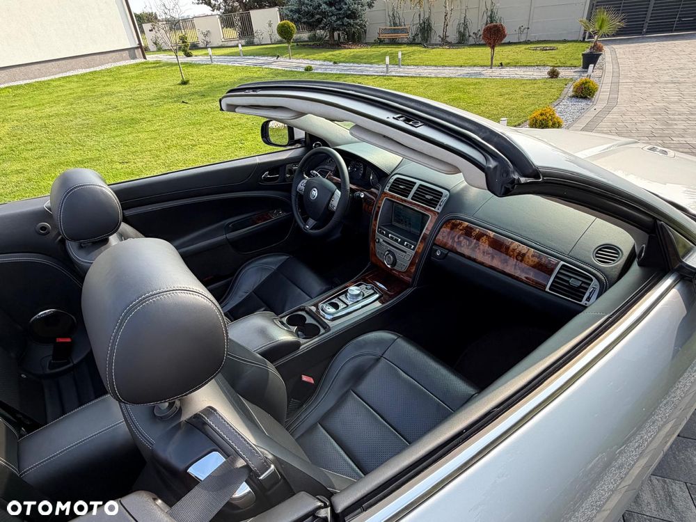 Jaguar XK XKR - 23