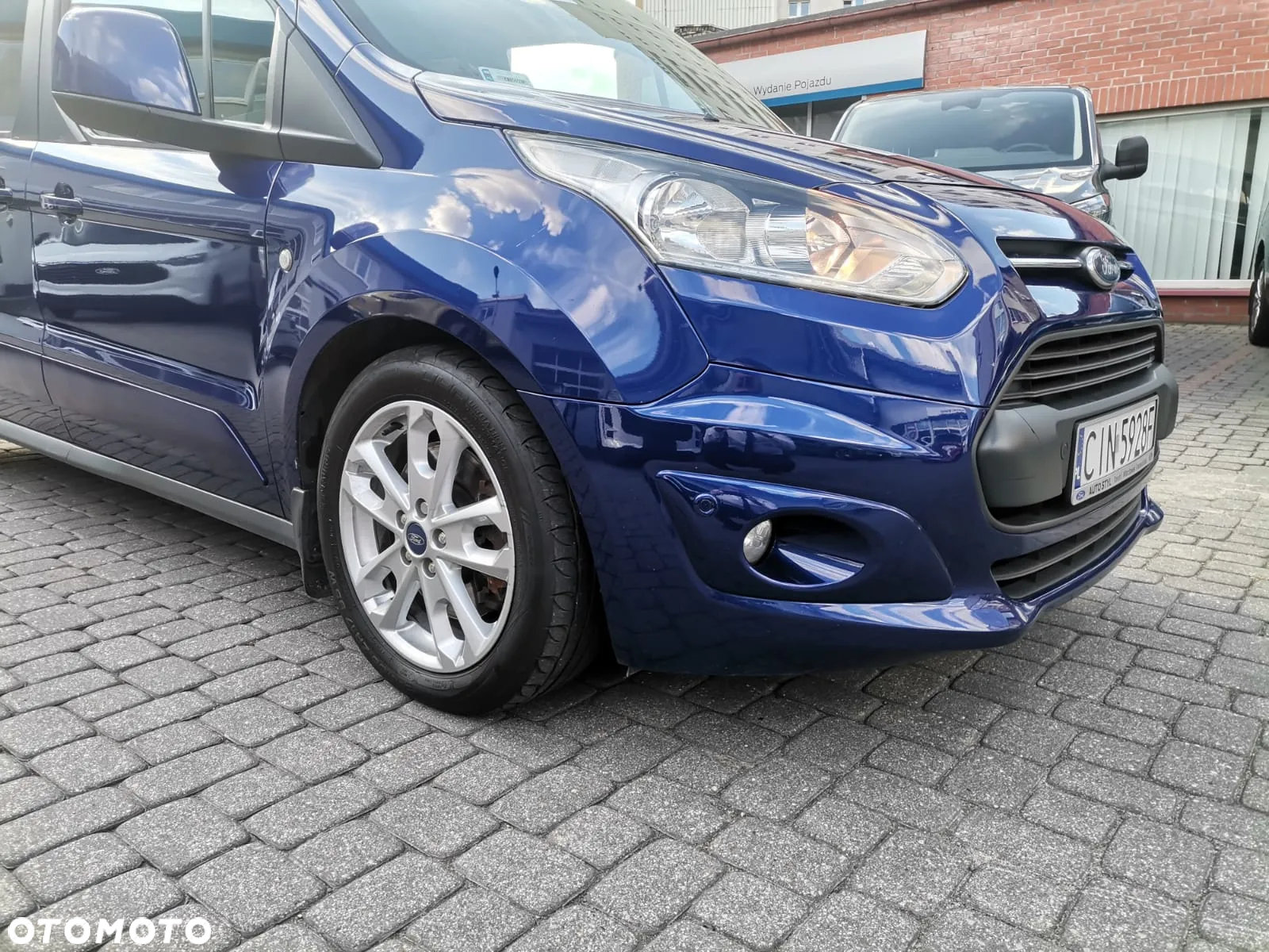 Ford Tourneo Connect 1.5 TDCi Titanium - 8