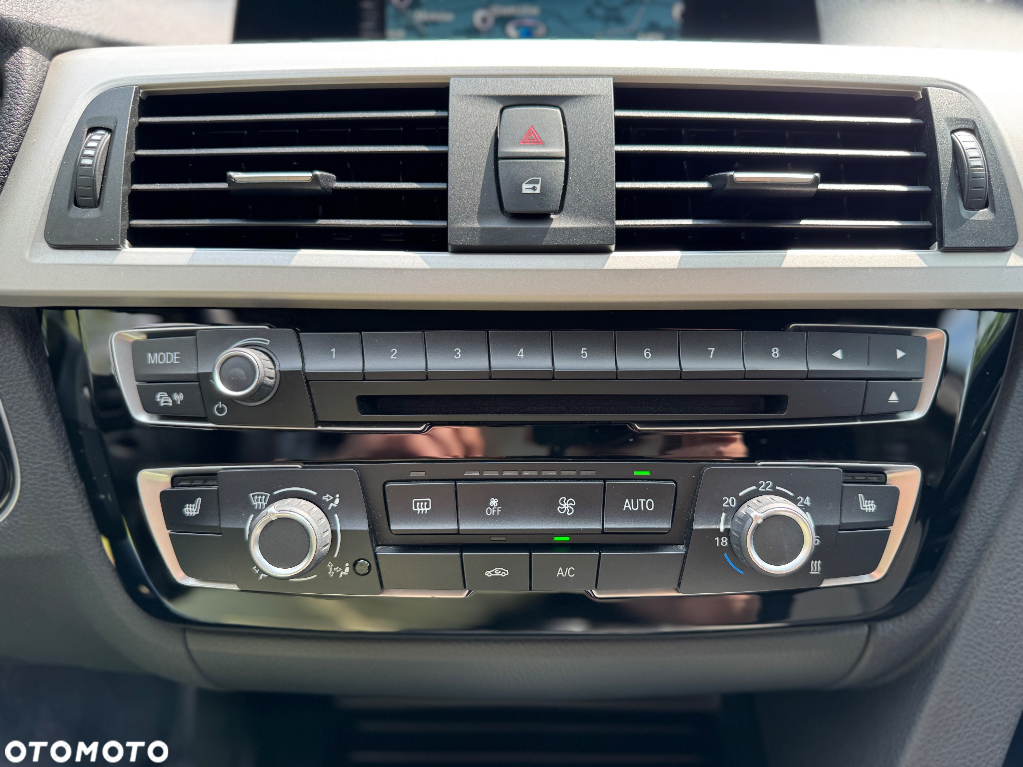 BMW Seria 3 320d - 25