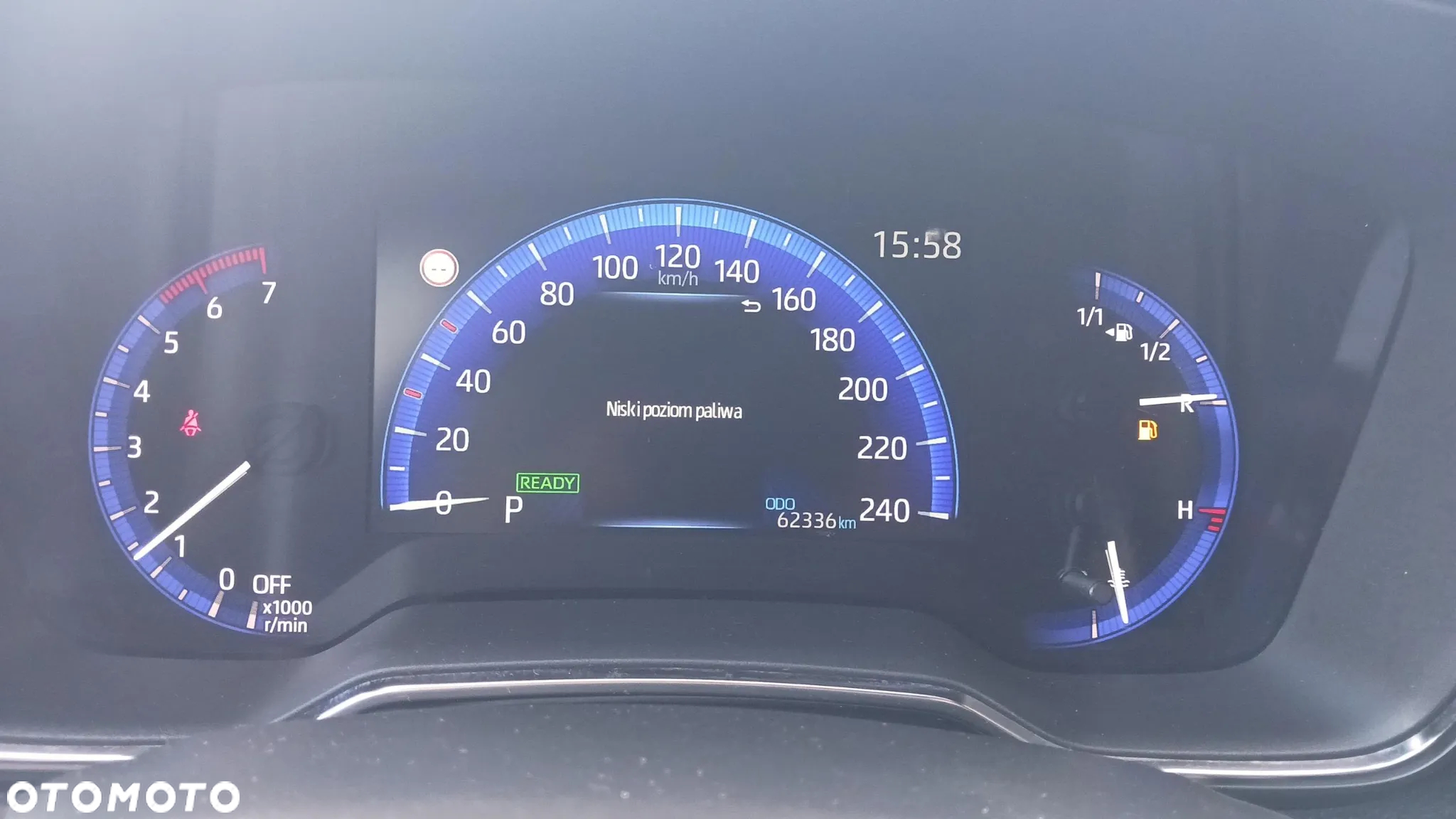 Toyota Corolla 1.8 Hybrid Comfort - 14