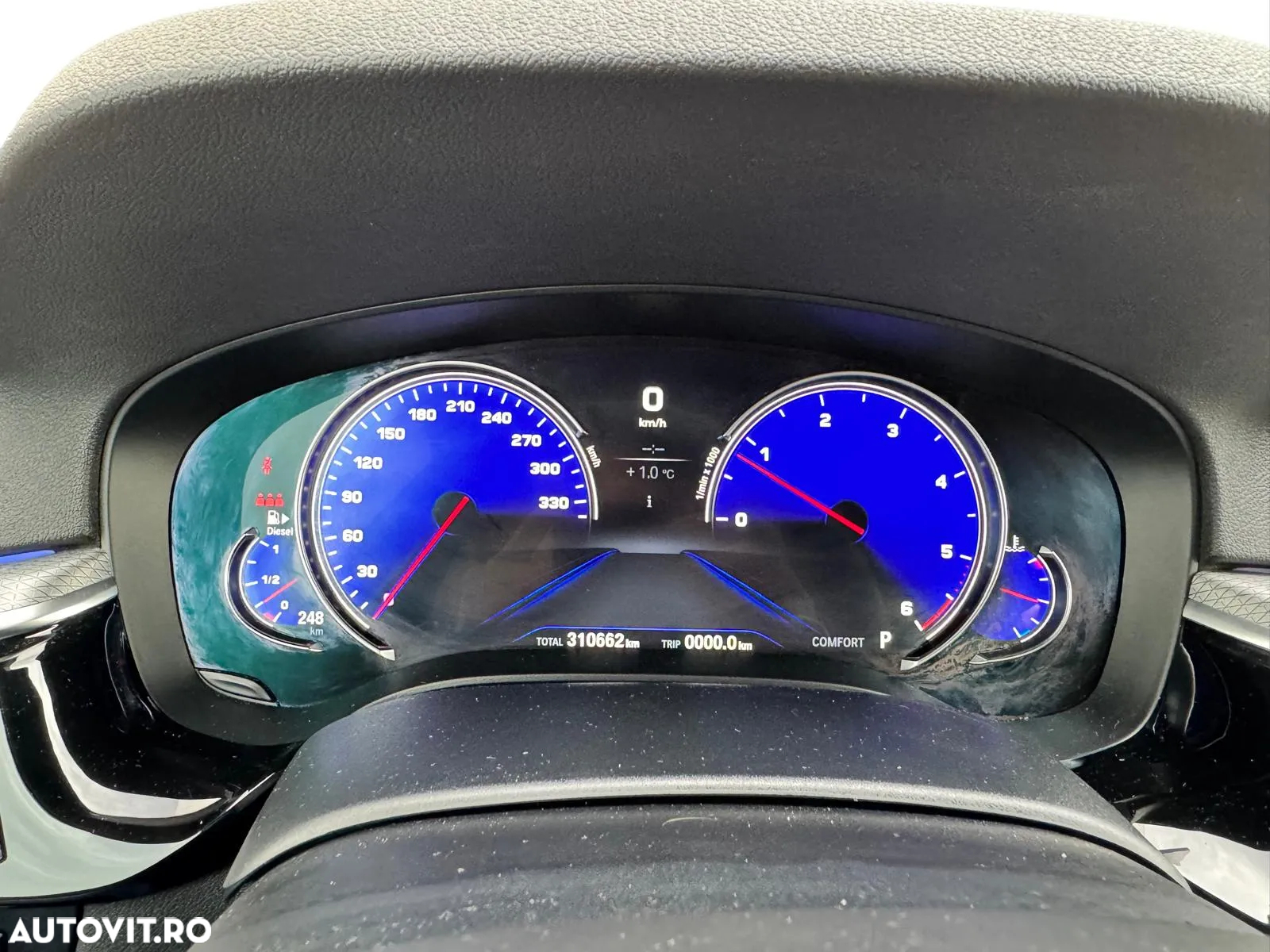 BMW Seria 5 520d xDrive AT - 37
