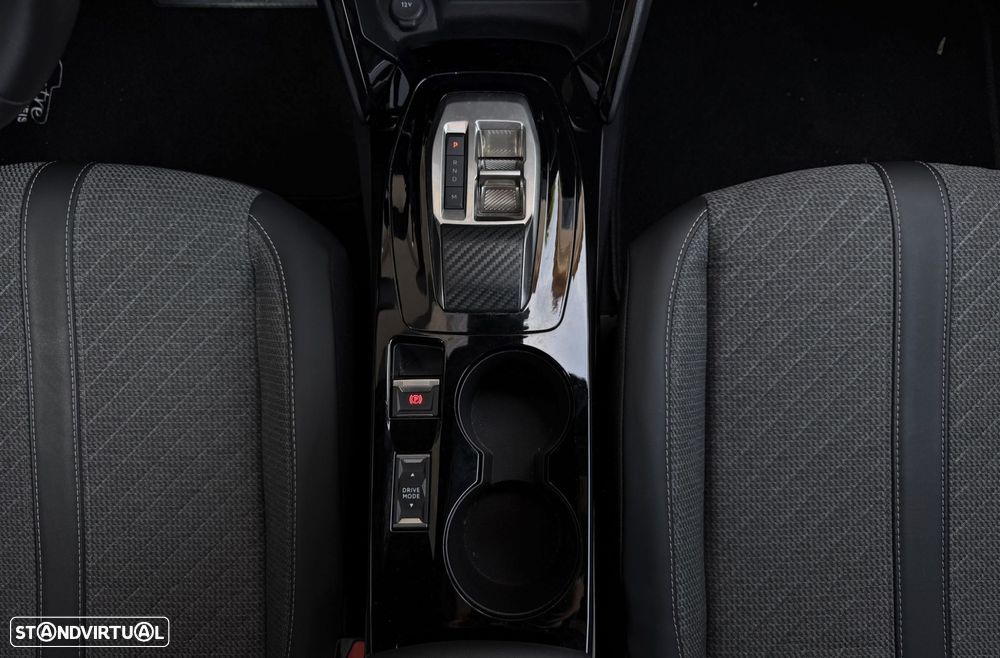 Peugeot 2008 1.2 Hybrid Allure e-DCS6 - 18