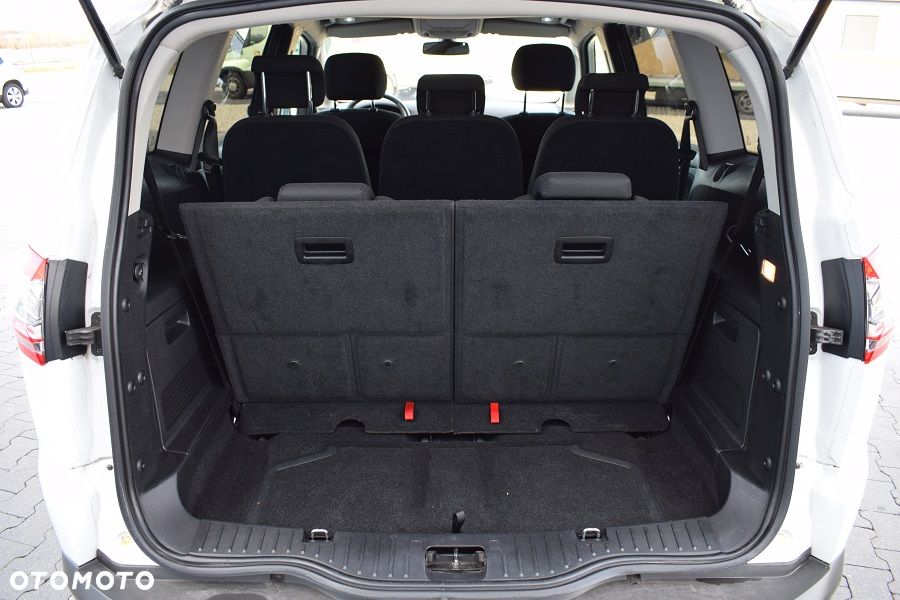 Ford S-Max 2.0 TDCi DPF Ambiente - 8