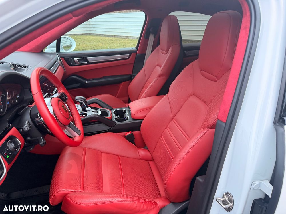 Porsche Cayenne Tiptronic S Platinum Edition - 25