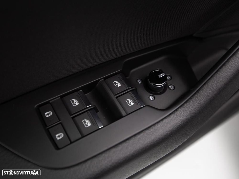 Audi A6 Avant 40 TDI S tronic - 13