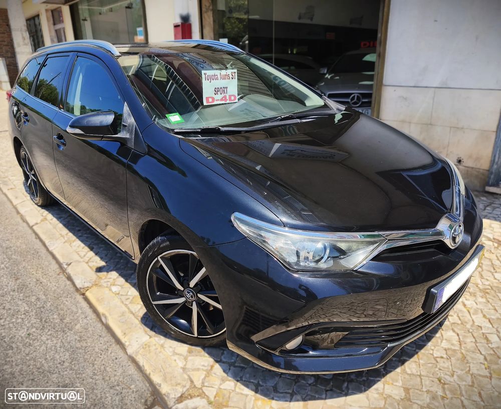 Toyota Auris Touring Sports 1.4 D-4D C.+P.Techo+P.Sport - 2
