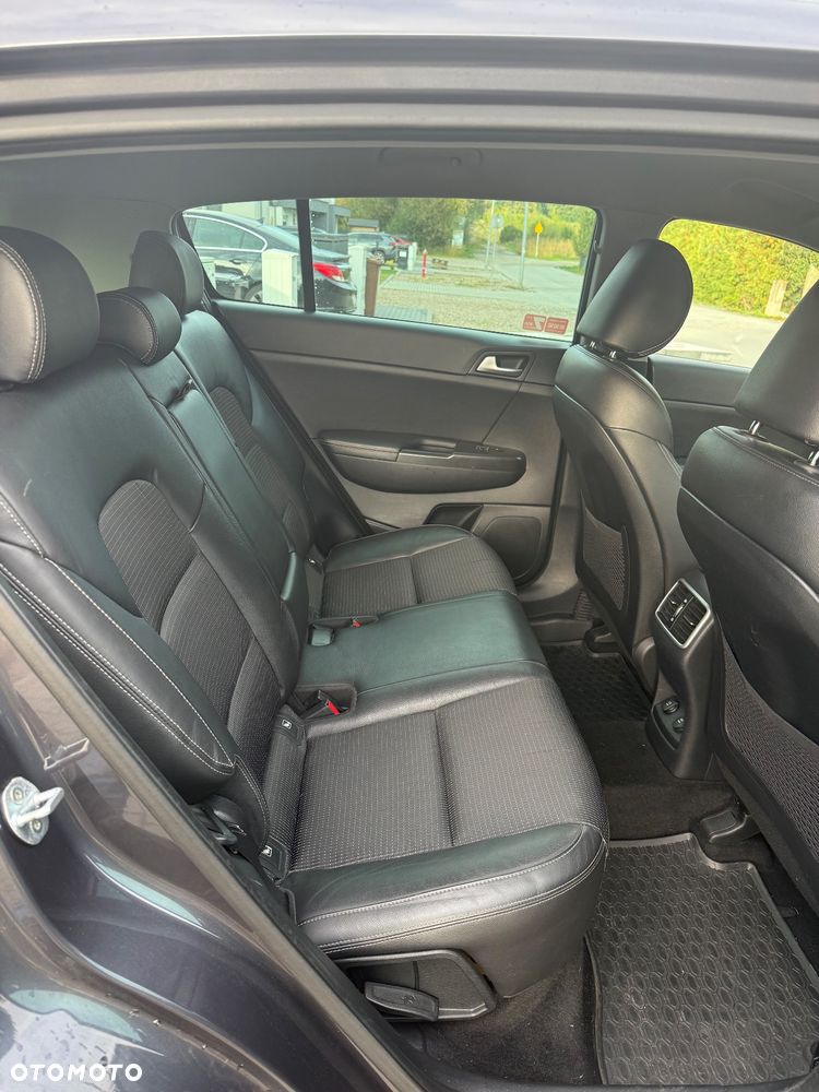 Kia Sportage 2.0 CRDI XL 4WD - 8