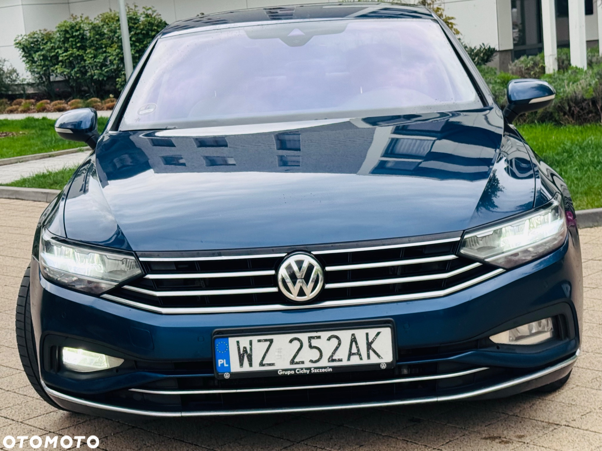 Volkswagen Passat 2.0 TDI Bi-Turbo BMT 4Mot Highline DSG - 2