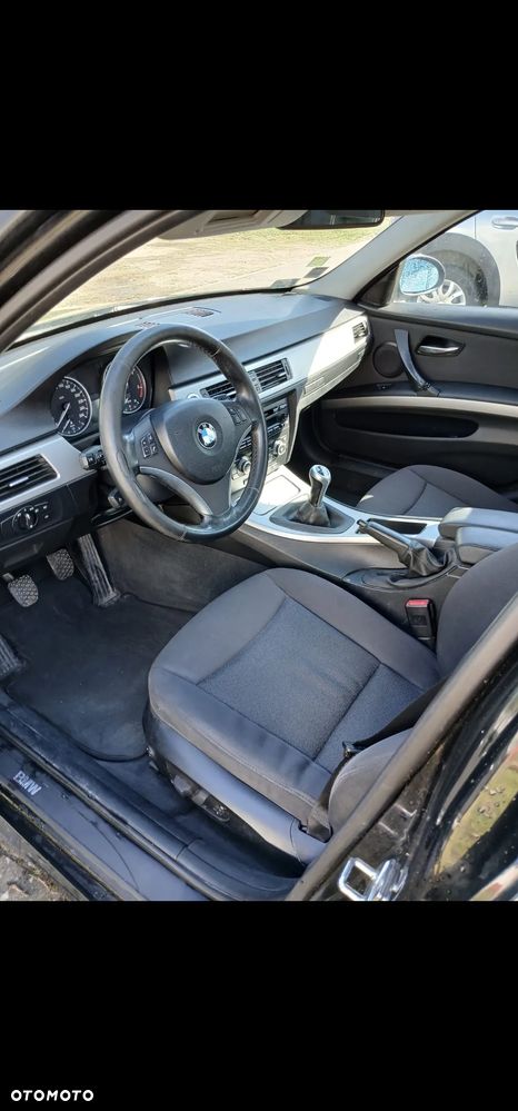 BMW Seria 3 320d - 7