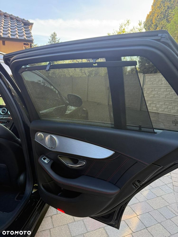 Mercedes-Benz Klasa C 450 AMG 4Matic 7G-TRONIC - 28