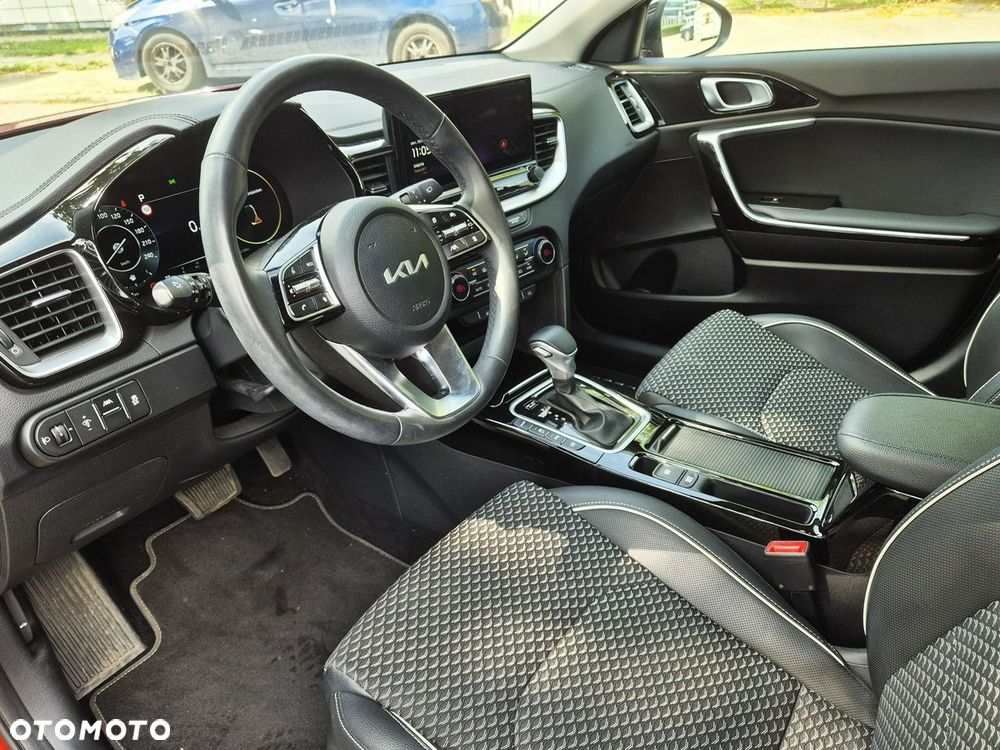 Kia XCeed 1.5 T-GDI Business Line DCT - 7