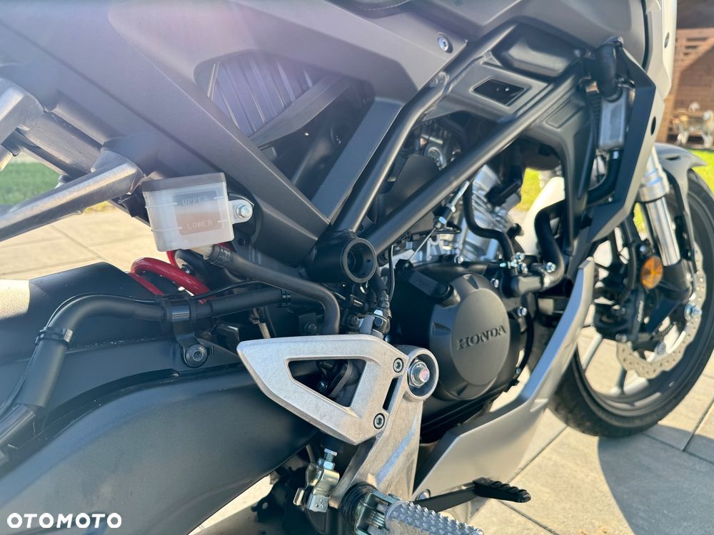 Honda CB - 19