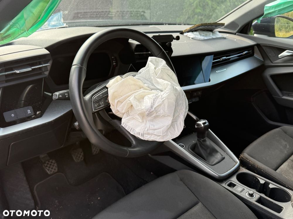 Audi A3 Sportback 30 TDI design - 9