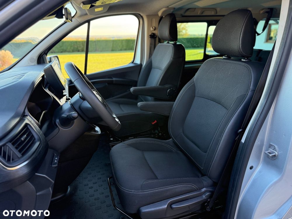 Renault Trafic - 21