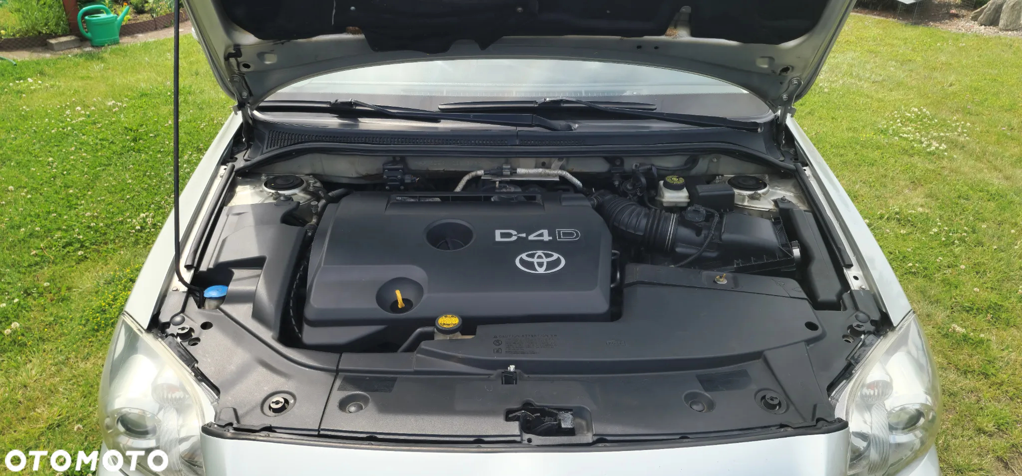 Toyota Avensis 2.0 D-4D Sol - 4