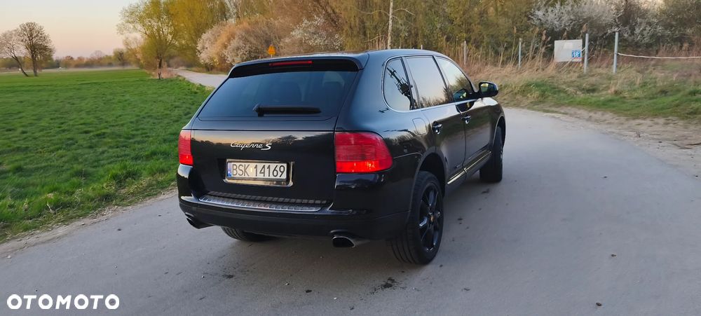 Porsche Cayenne - 17