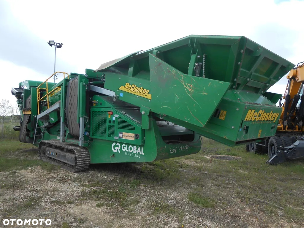 McCloskey R 105 - 2