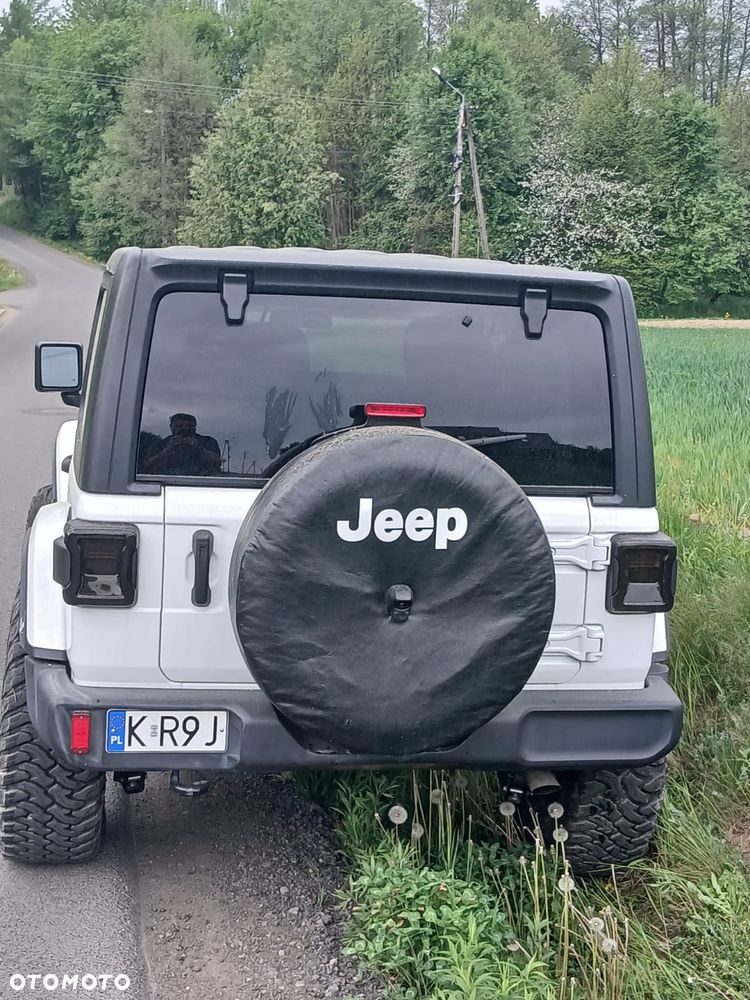 Jeep Wrangler - 3