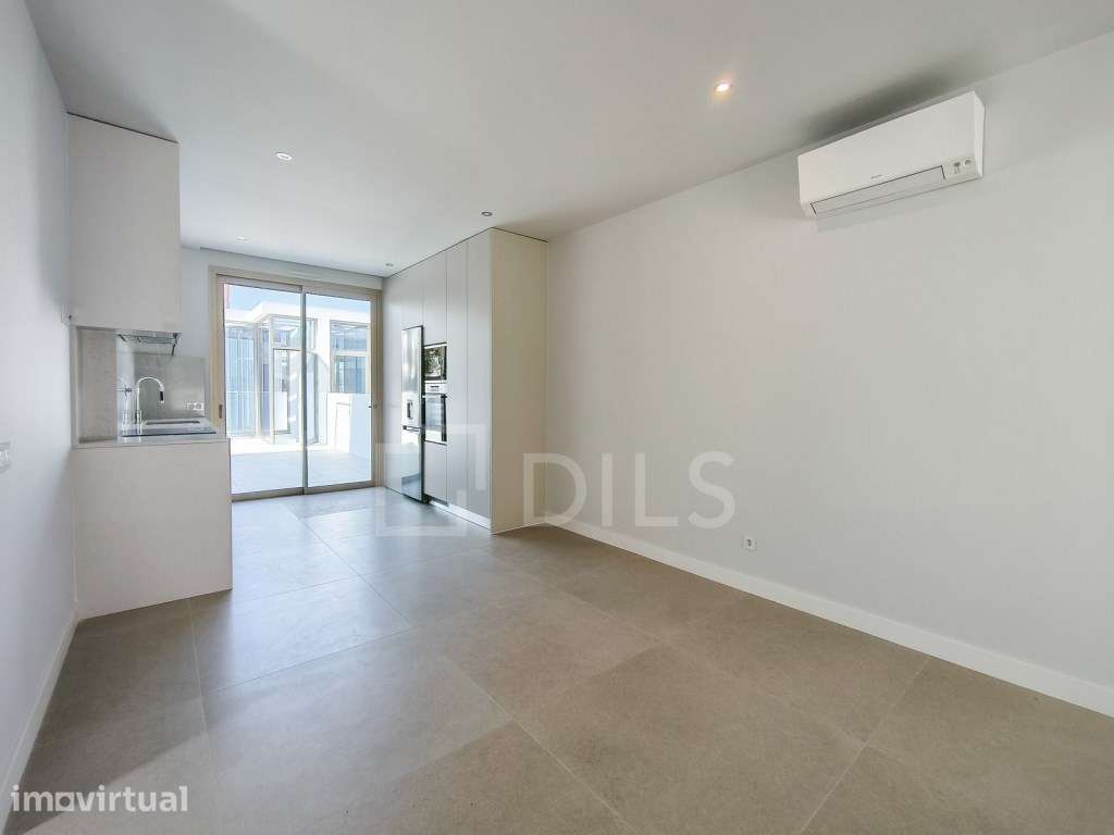 Apartamento T2 com terraço e garagem em Cabanas, Tavira - Grande imagem: 5/59