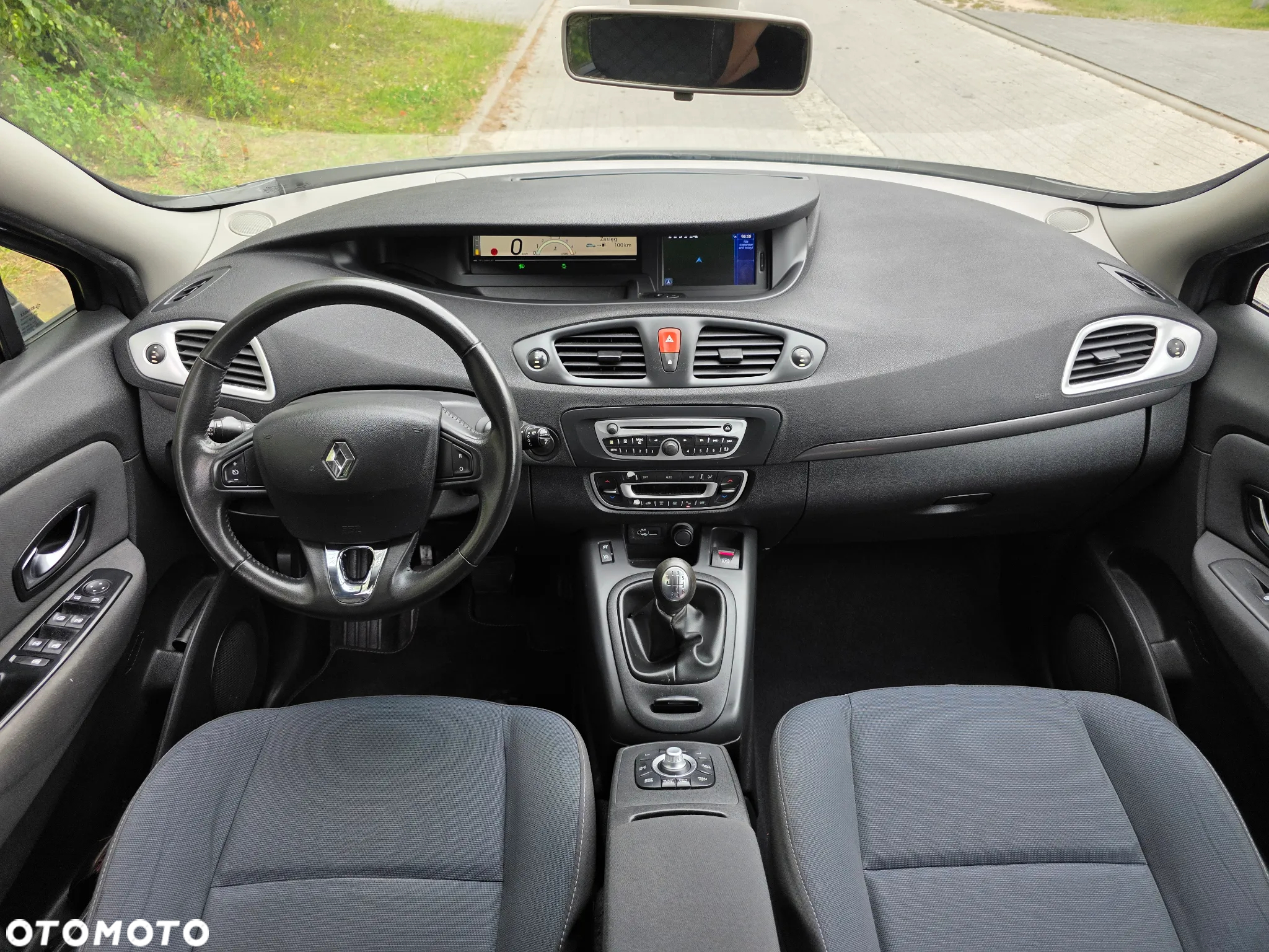 Renault Scenic 1.6 16V TomTom Edition - 29