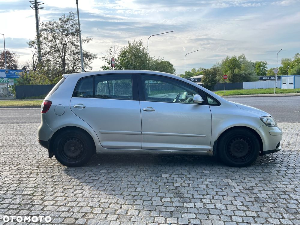 Volkswagen Golf Plus 1.9 TDI Tour - 3