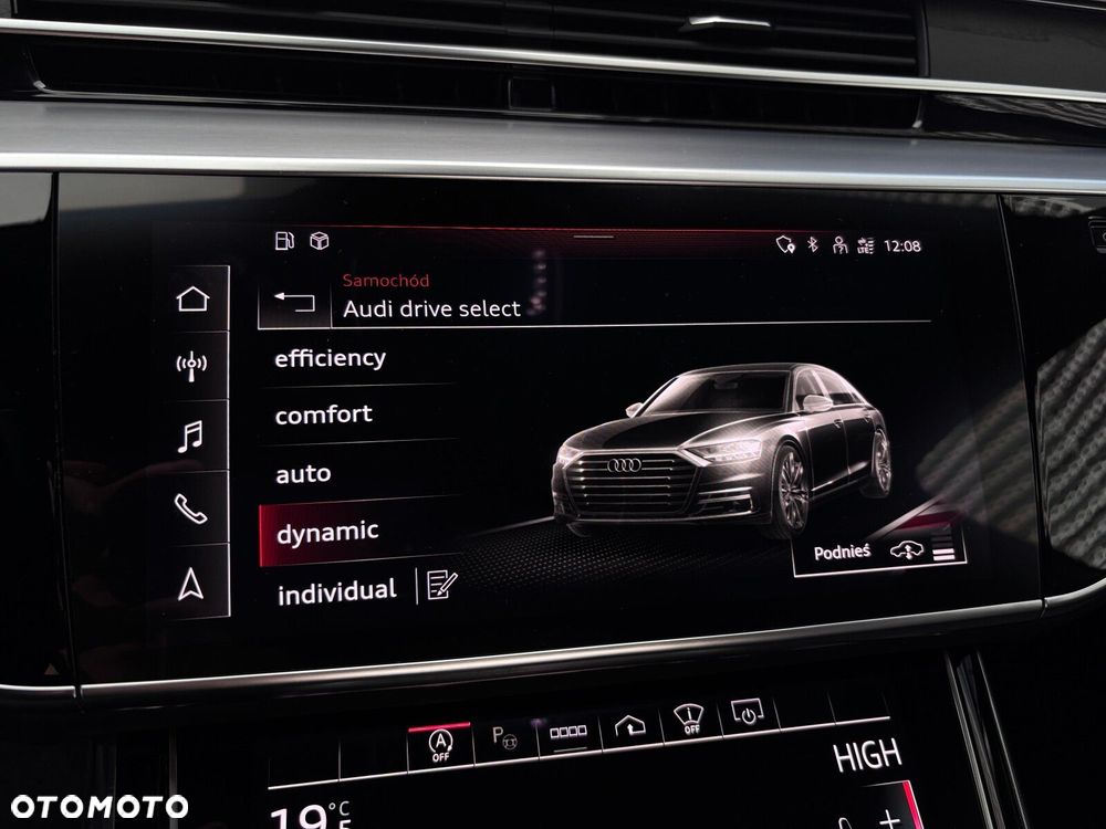 Audi A8 - 35