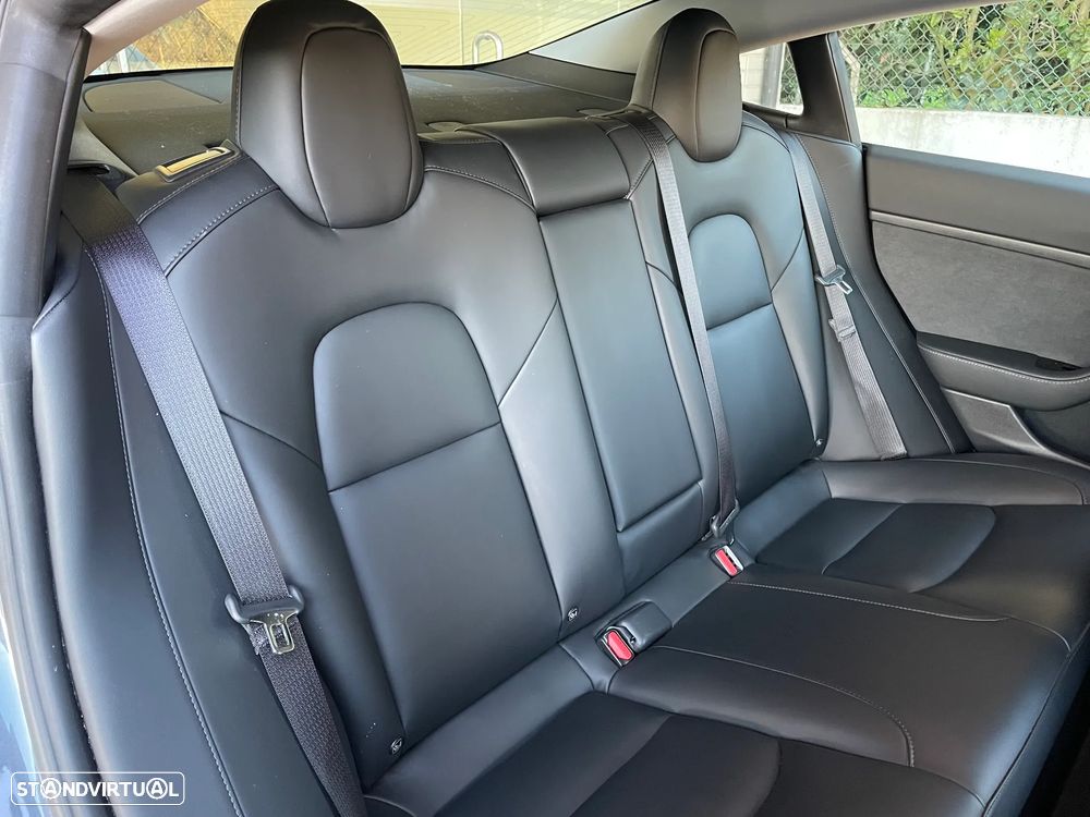 Tesla Model 3 RWD - 28