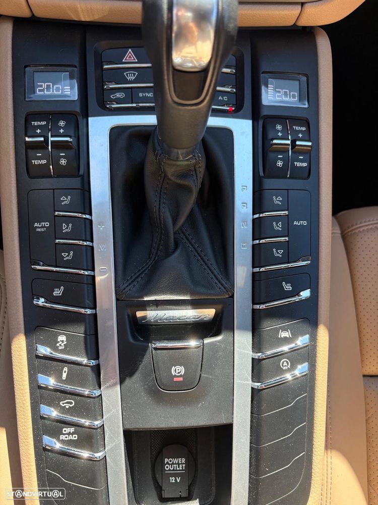 Porsche Macan Standard - 8