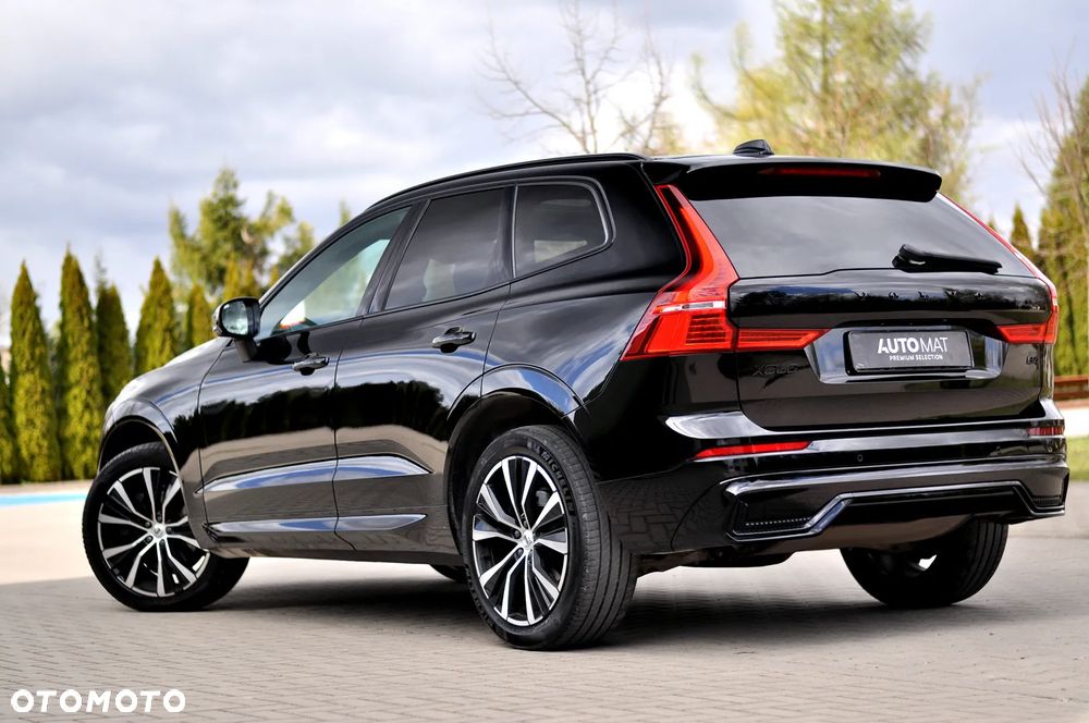 Volvo XC 60 B4 B Plus Dark - 13