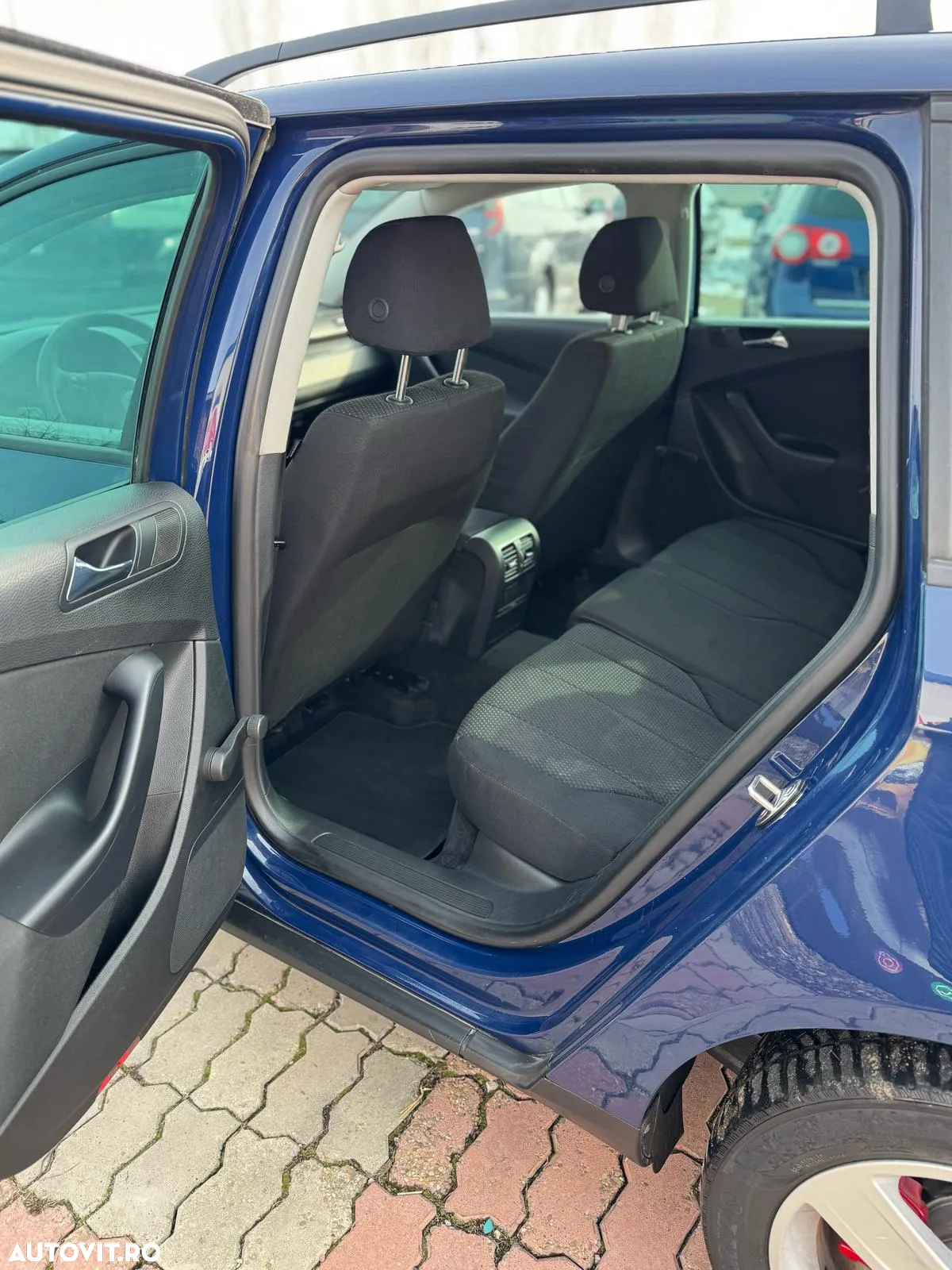 Volkswagen Passat Variant 2.0 TDI DPF DSG Individual - 7