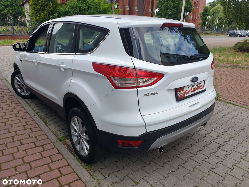 Ford Kuga 2.0 TDCi 4x4 Titanium - 4