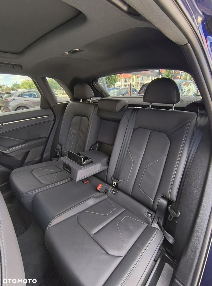 Audi Q3 - 16
