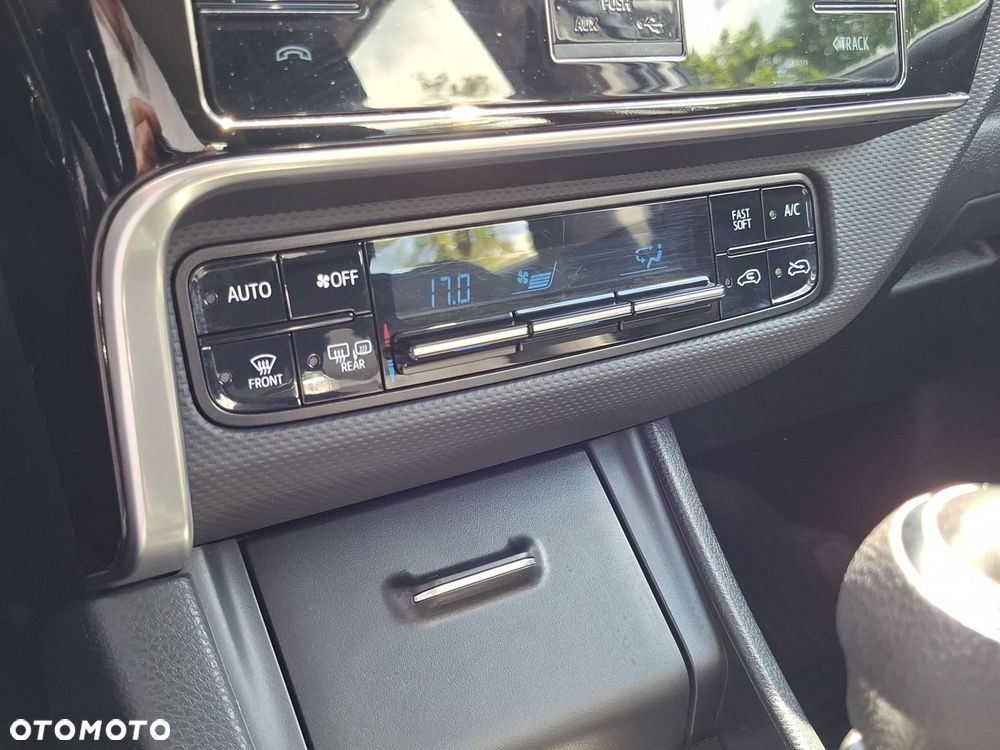 Toyota Auris 1.33 VVT-i Active - 19