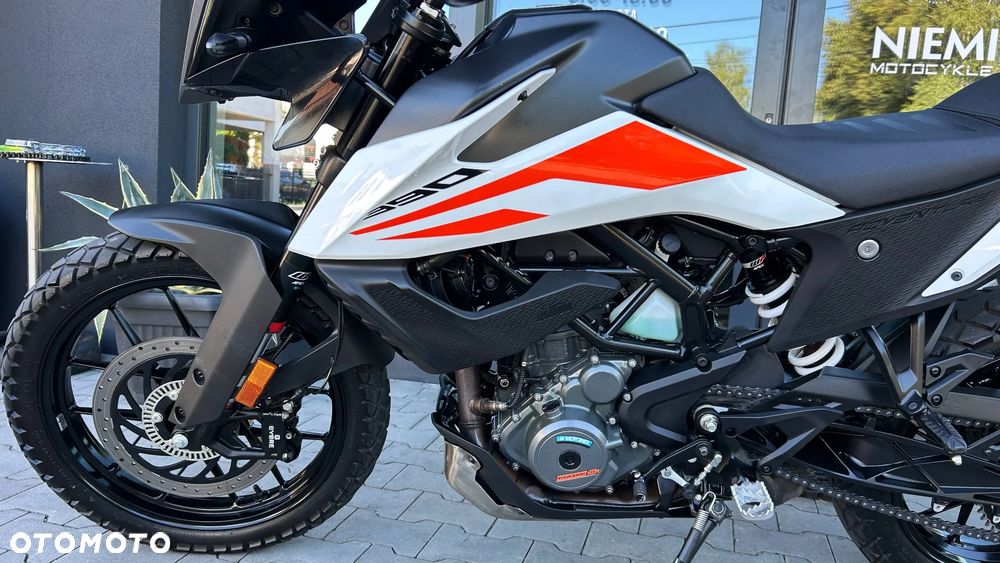 KTM Adventure 390 - 14