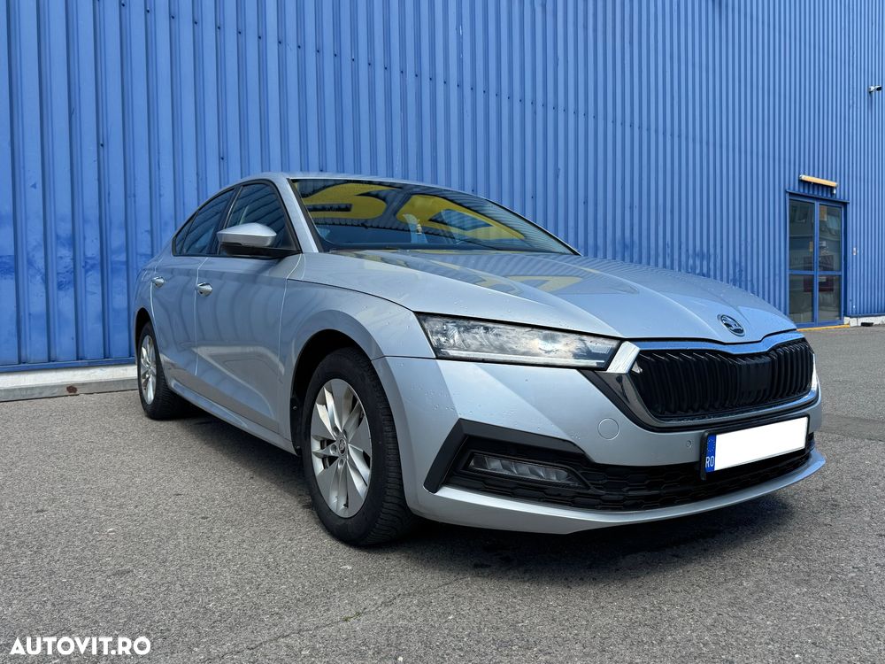 Skoda Octavia 2.0 TDI DSG Ambition - 2