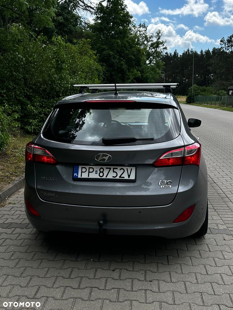 Hyundai i30 i30cw 1.4 CRDi Advantage - 10
