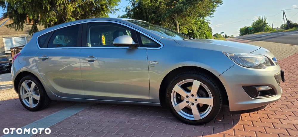 Opel Astra 1.4 Turbo Innovation - 10
