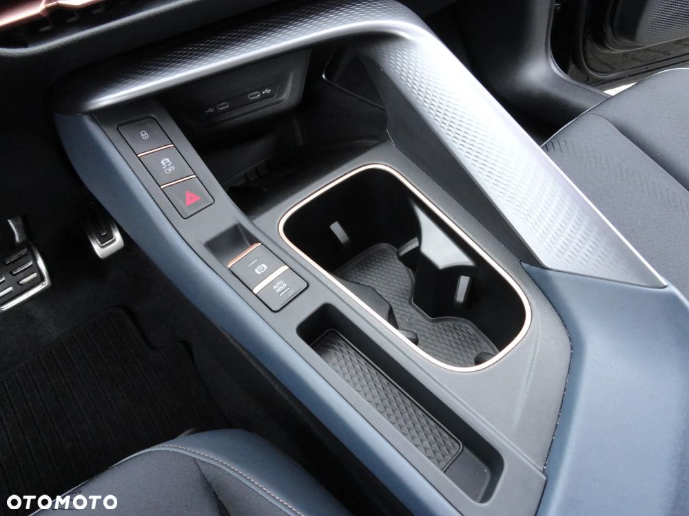 Cupra Terramar 2.0 TSI 4Drive DSG VZ - 17