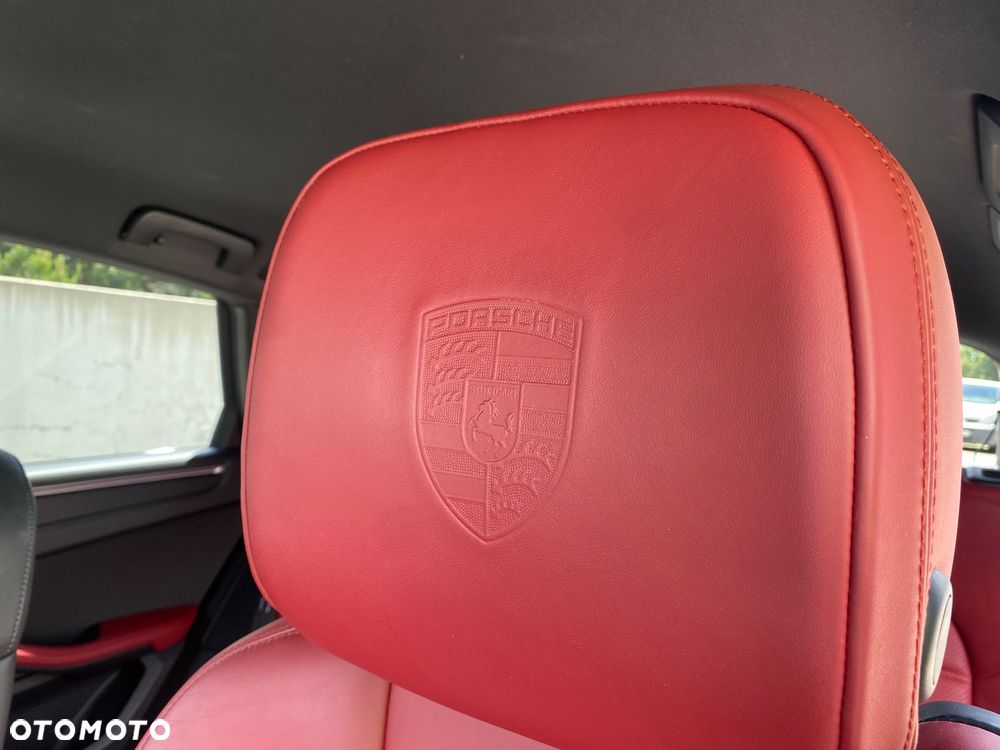 Porsche Macan Standard - 8