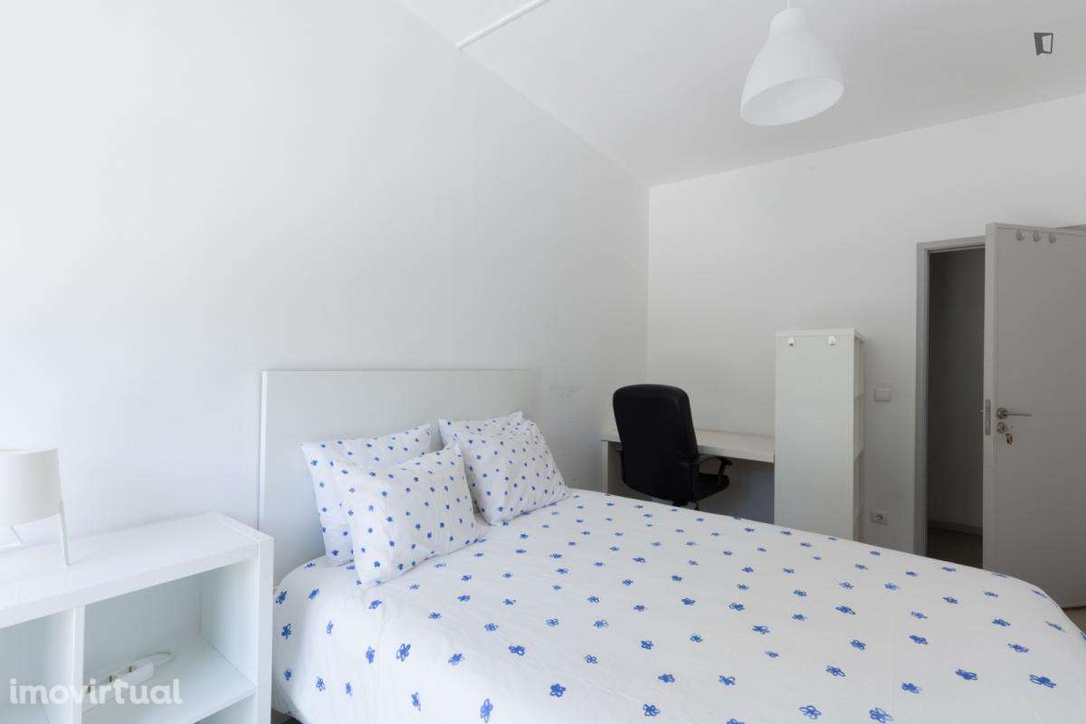 Quarto - localizado em Bonfim Porto - Grande imagem: 3/41