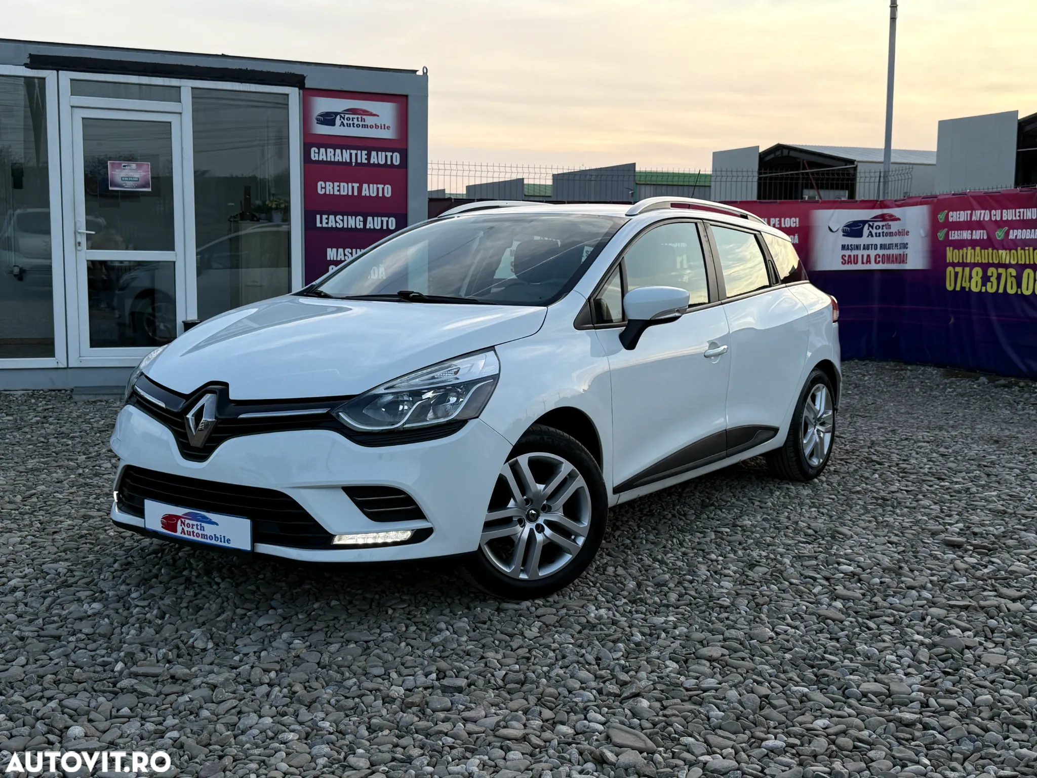 Renault Clio Grandtour Energy TCe 90 Business - 40