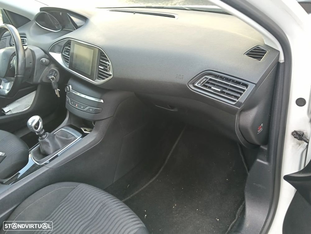 Peugeot 308 SW BlueHDi 120 Stop & Start Active - 12